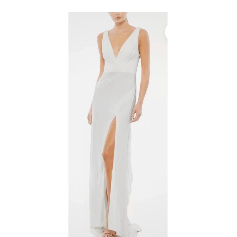 Mac Duggal 12336 Deep V-Back Long Formal Gown Wedding Prom NWT Size 4 NWT!